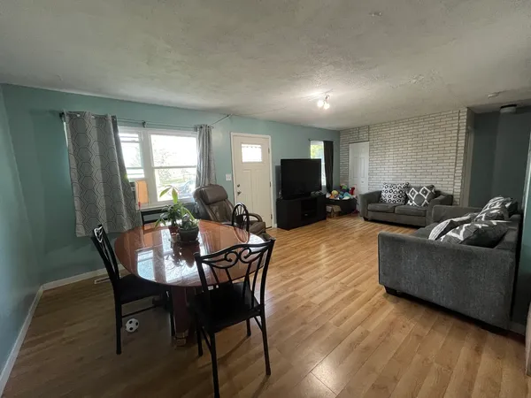 $255,000 | 225 Malibu Drive, Bolingbrook, IL 60440