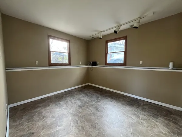 $255,000 | 225 Malibu Drive, Bolingbrook, IL 60440