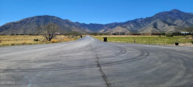 a view of a backyard with a sink