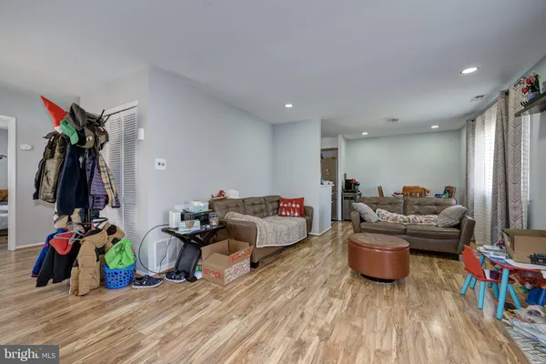 $304,900 | 75 Sandra Road, Voorhees, NJ 08043