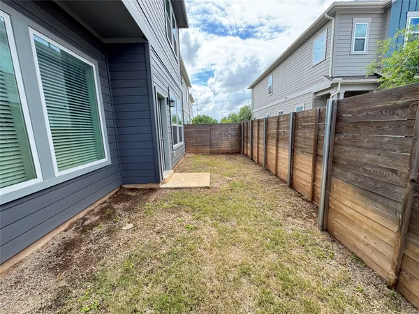$2,699 | 3000 Chisholm Trail Road, Unit 33, Round Rock, TX 78681