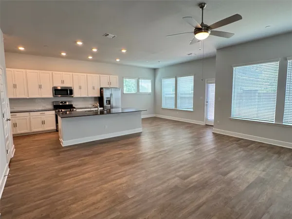 $2,699 | 3000 Chisholm Trail Road, Unit 33, Round Rock, TX 78681