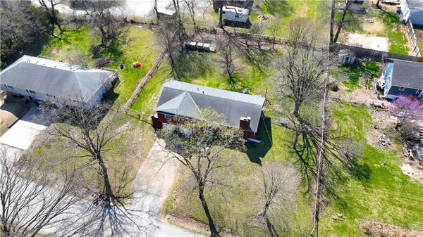 $262,500 | 8801 Orchard Street, Pleasant Valley, MO 64068