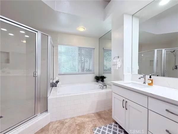 $6,200 | 9 La Quinta, Irvine, CA 92612