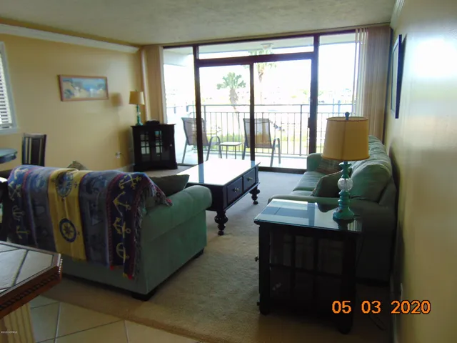 $1,995 | 1080 St Joseph Street, Unit 1A, Carolina Beach, NC 28428