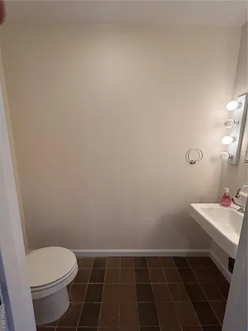 $2,500 | 25 South Division Street, Peekskill, NY 10566