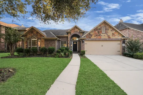 $2,950 | 5623 Maverick Bend Lane, Missouri City, TX 77459