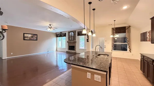 $2,950 | 5623 Maverick Bend Lane, Missouri City, TX 77459