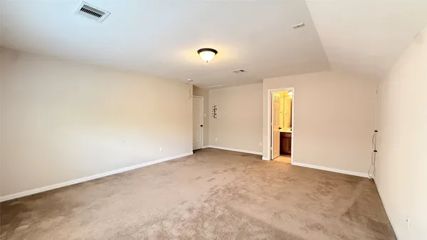 $2,950 | 5623 Maverick Bend Lane, Missouri City, TX 77459