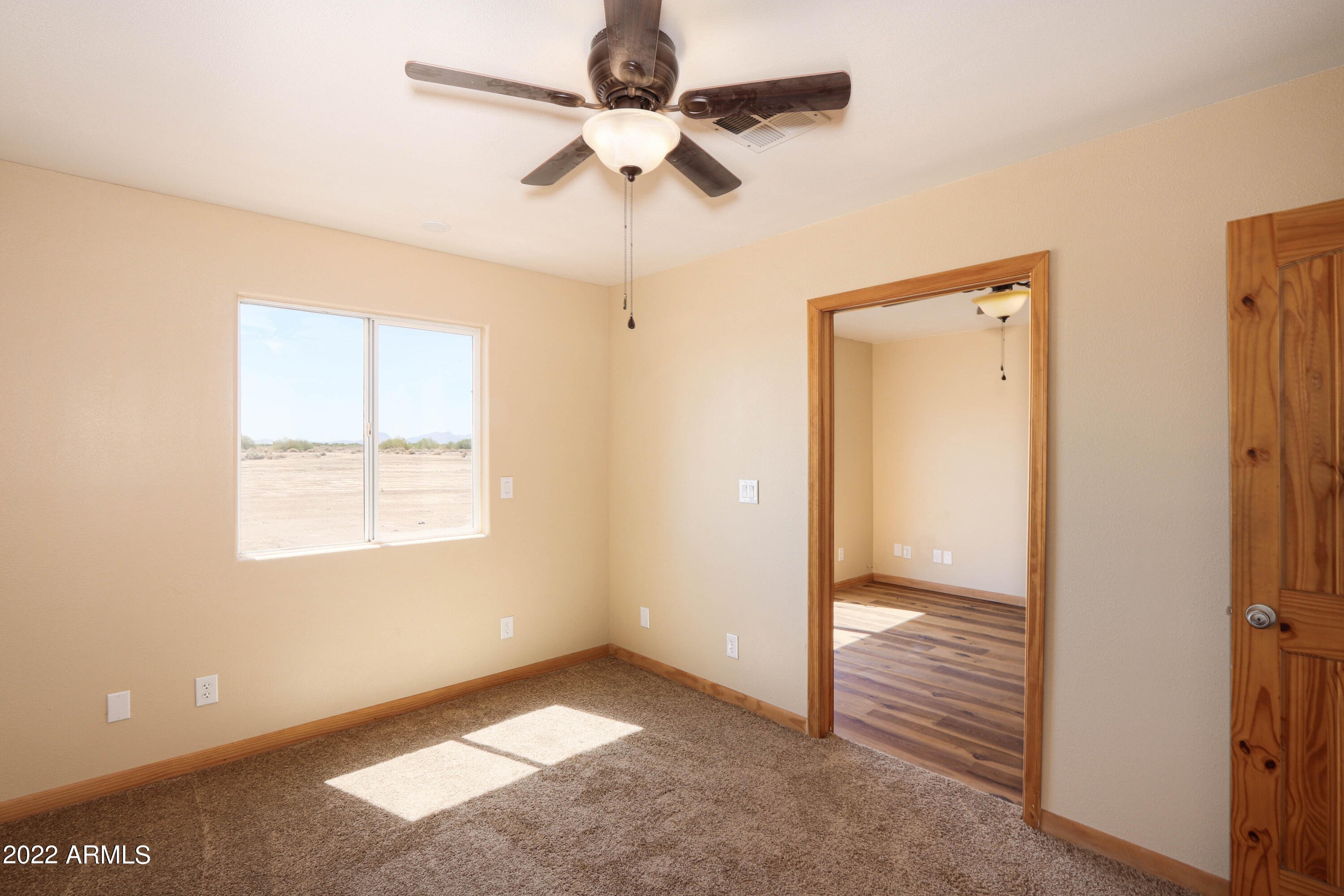 22961 South Jamestown Road Eloy, AZ 85131 - Photo 14 of 47 24