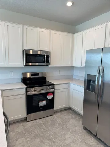 $2,100 | 3303 Laurent Loop, Davenport, FL 33837