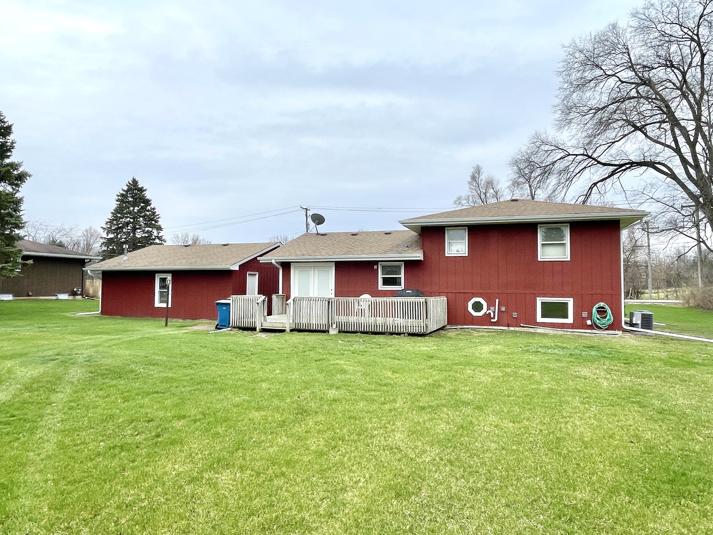 38W480 McDonald Road Elgin, IL 60124 - Photo 15 of 15