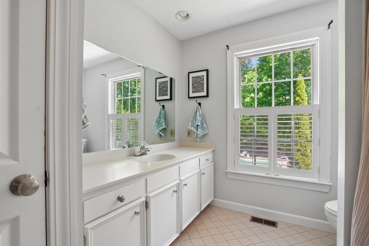 5 Spring Hill Road Bedford, NH 03110 - Photo 32 of 57 Gallery Image 32