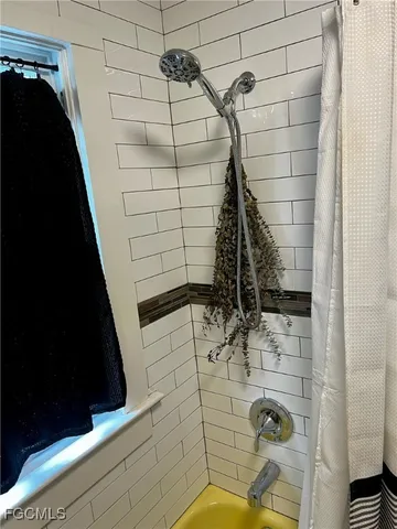 $850,000 | 1531-1533 Hough Street, Fort Myers, FL 33901