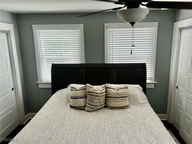 $850,000 | 1531-1533 Hough Street, Fort Myers, FL 33901