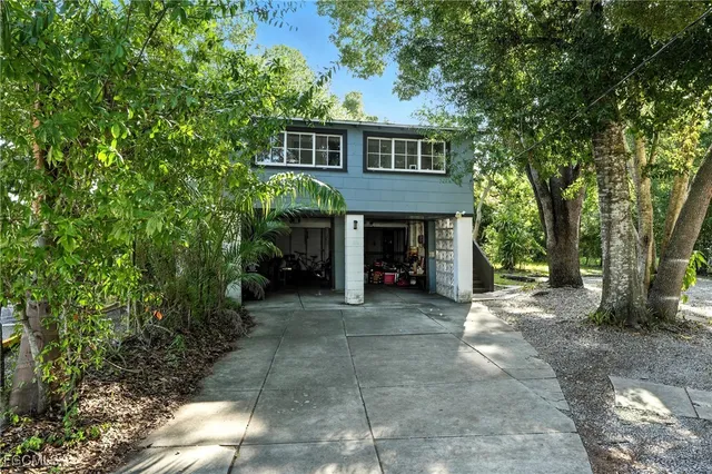 $850,000 | 1531-1533 Hough Street, Fort Myers, FL 33901