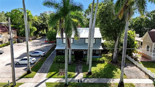 $850,000 | 1531-1533 Hough Street, Fort Myers, FL 33901