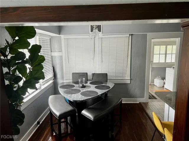 $850,000 | 1531-1533 Hough Street, Fort Myers, FL 33901