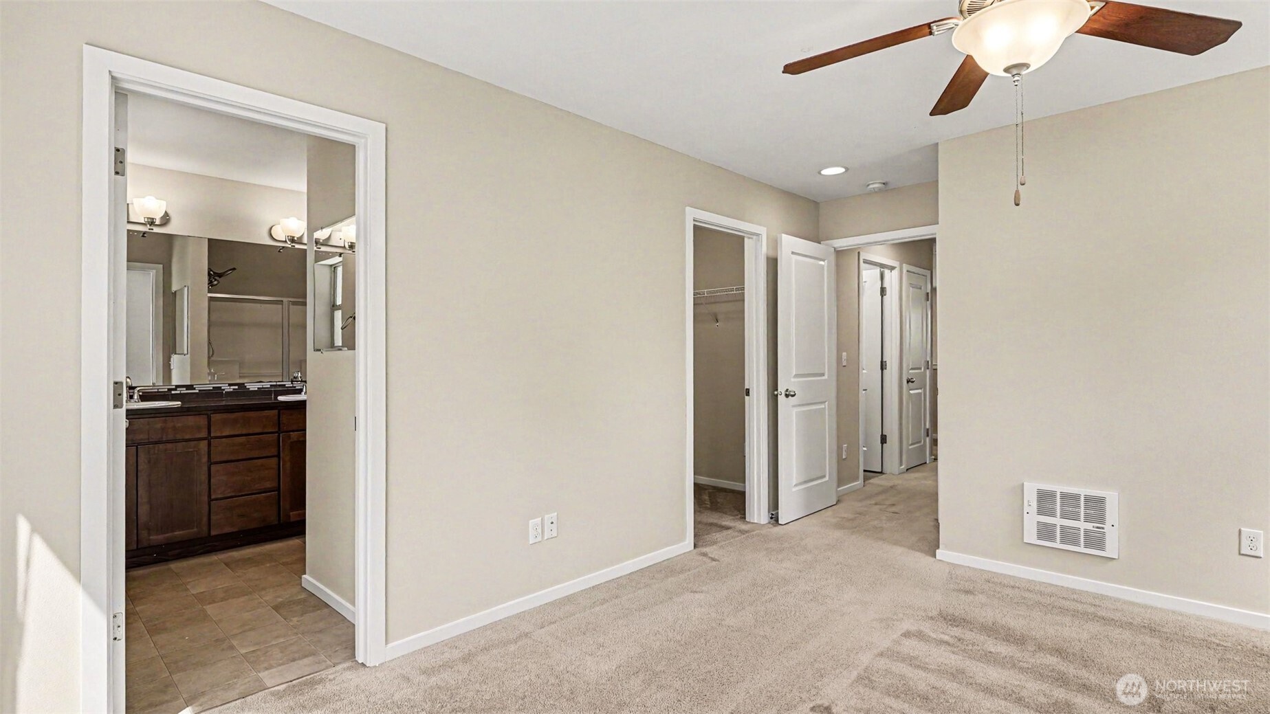 16533 2nd Park Southeast Bothell, WA 98012 - Photo 16 of 31