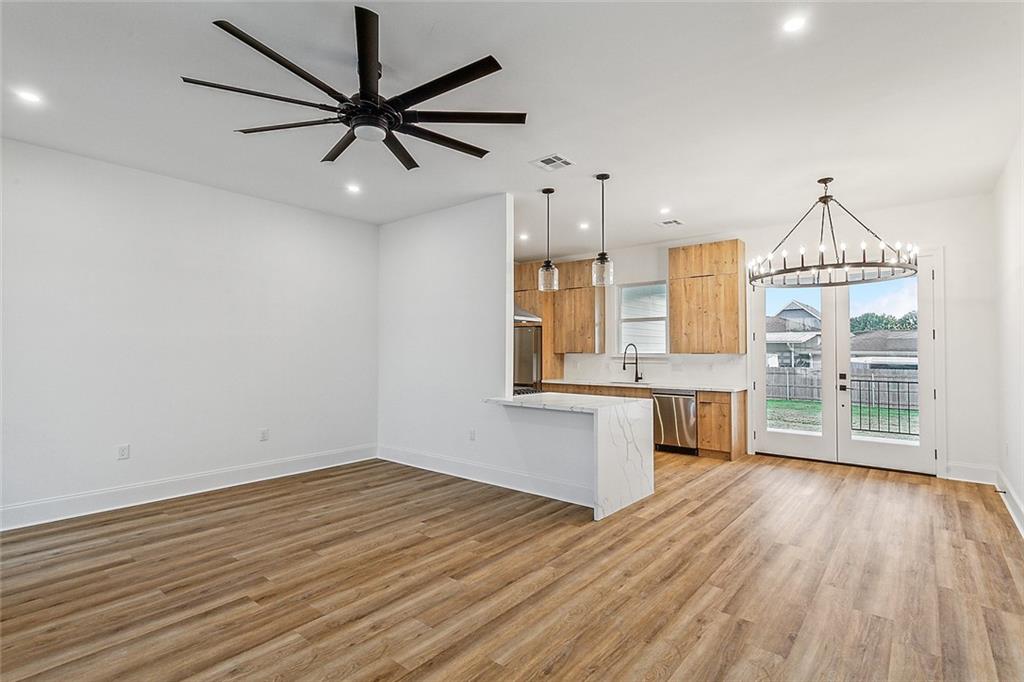 3509 Haring Road Metairie, LA 70006 - Photo 4 of 20 Gallery Image 4