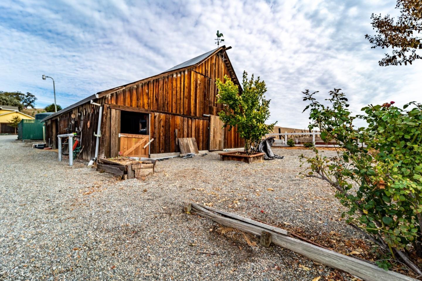 9110 Burchell Road Gilroy, CA 95020 - Photo 21 of 52 a view of outdoor space with seating