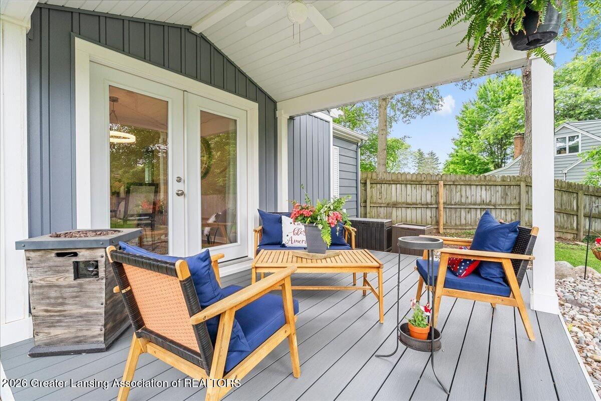 2176 Iroquois Road Okemos, MI 48864 - Photo 26 of 43 42-Media Jett - 20