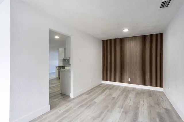 $3,500 | 5311 Woodland Drive, Delray Beach, FL 33484