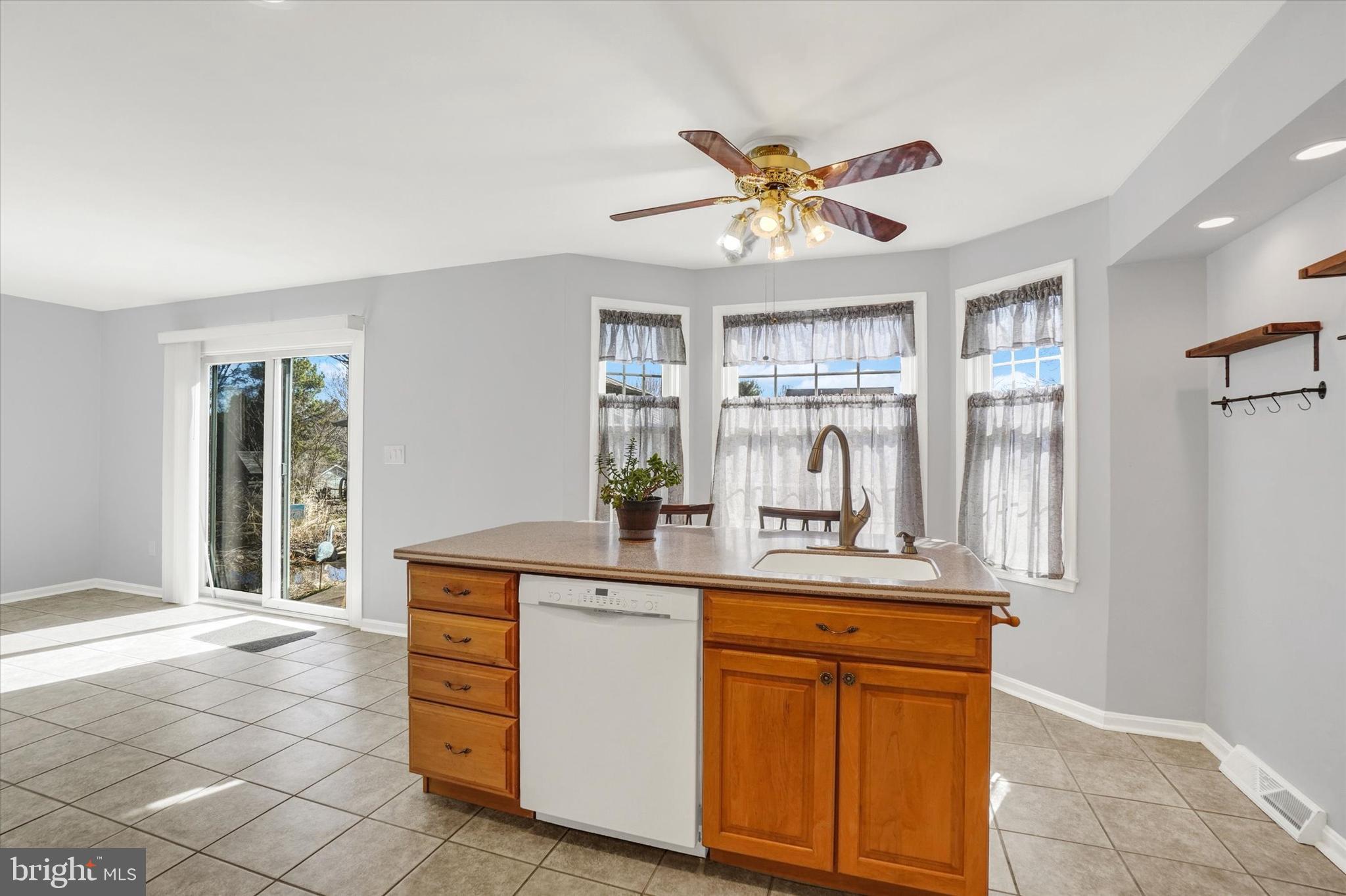 480 Hollow Road Stewartstown, PA 17363 - Photo 17 of 40