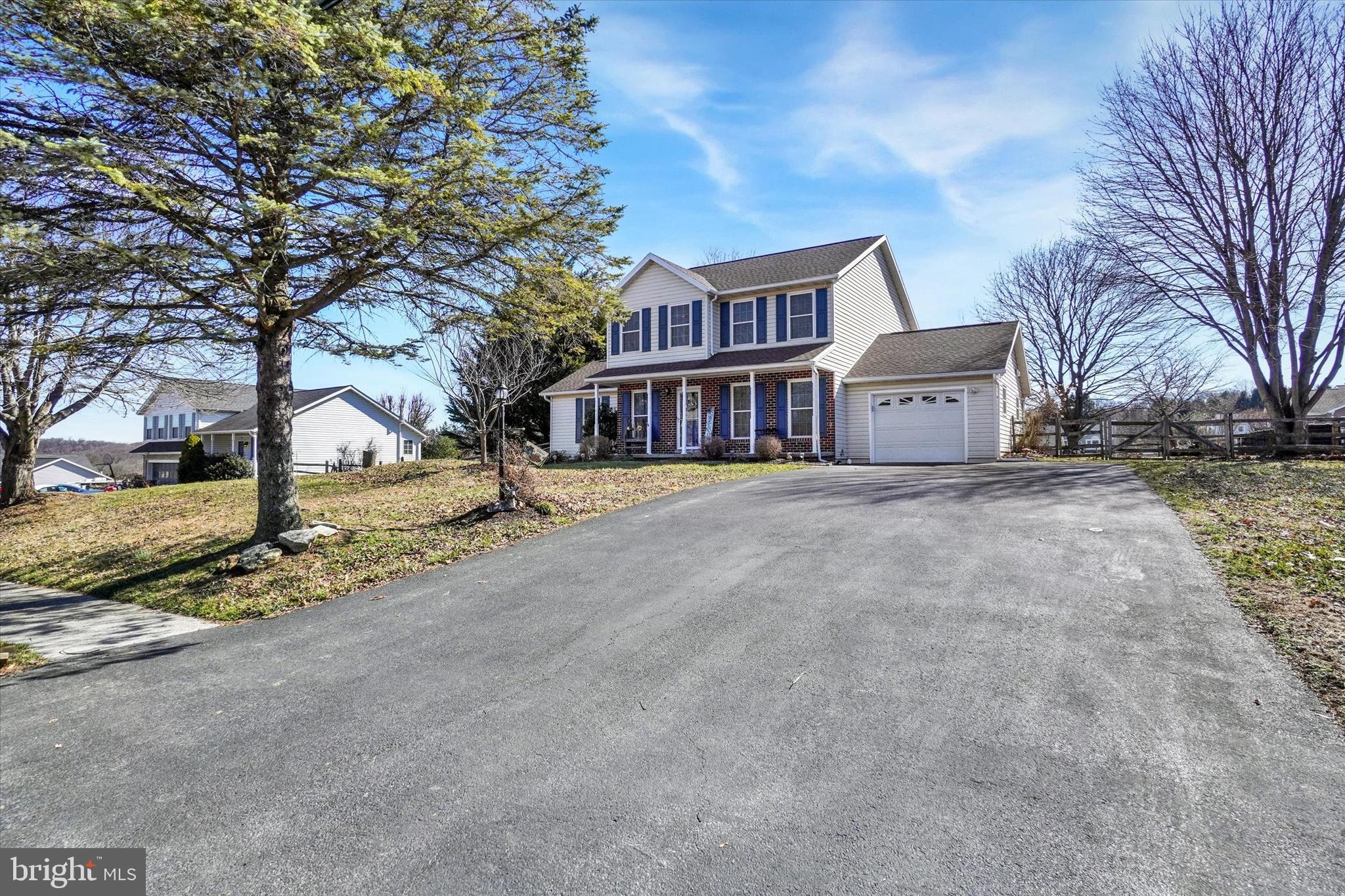 480 Hollow Road Stewartstown, PA 17363 - Photo 2 of 40
