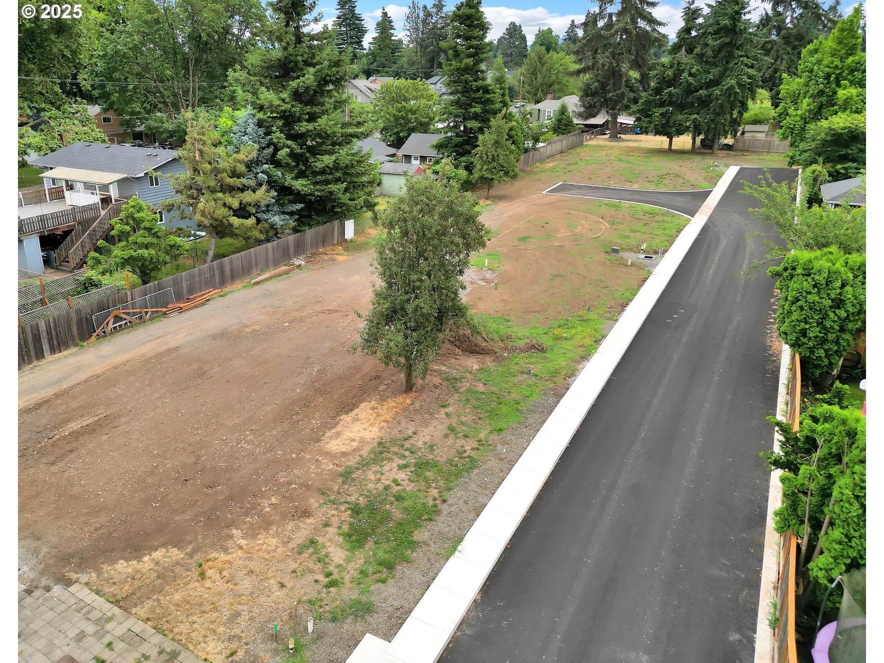 Sprig Lane Eugene, OR 97401 - Photo 4 of 9 Gallery Image 4