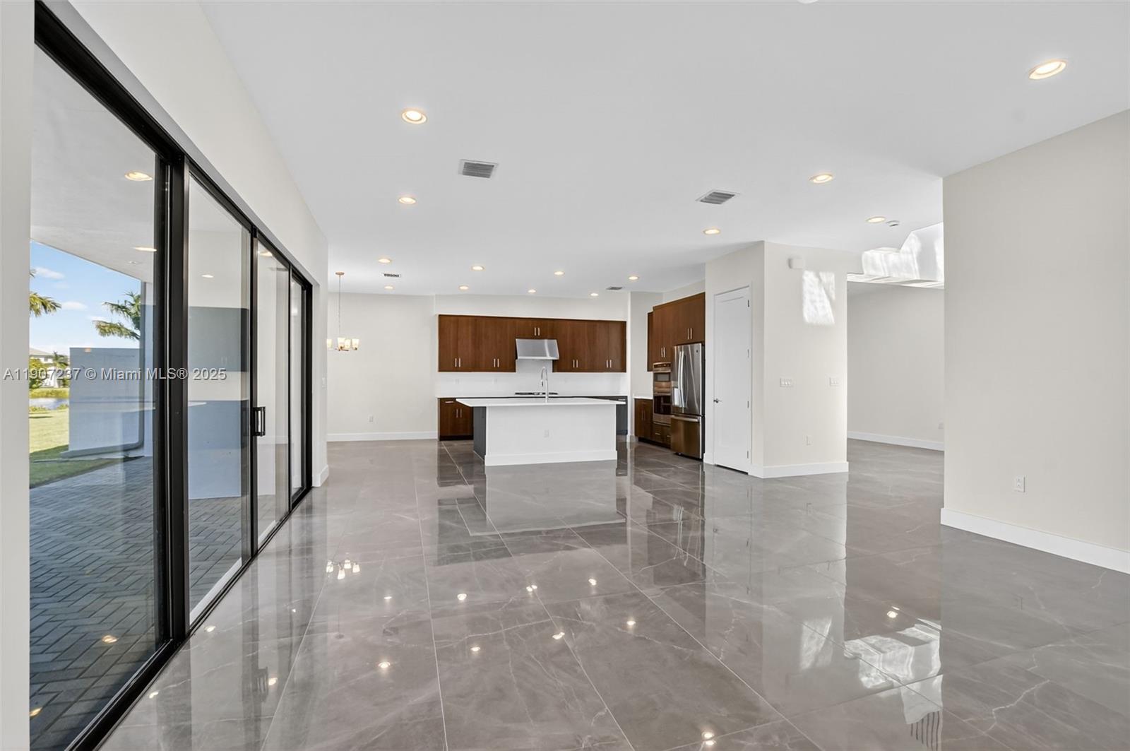 8215 Crystal Downs Avenue, Unit 8215 Boca Raton, FL 33434 - Photo 21 of 95