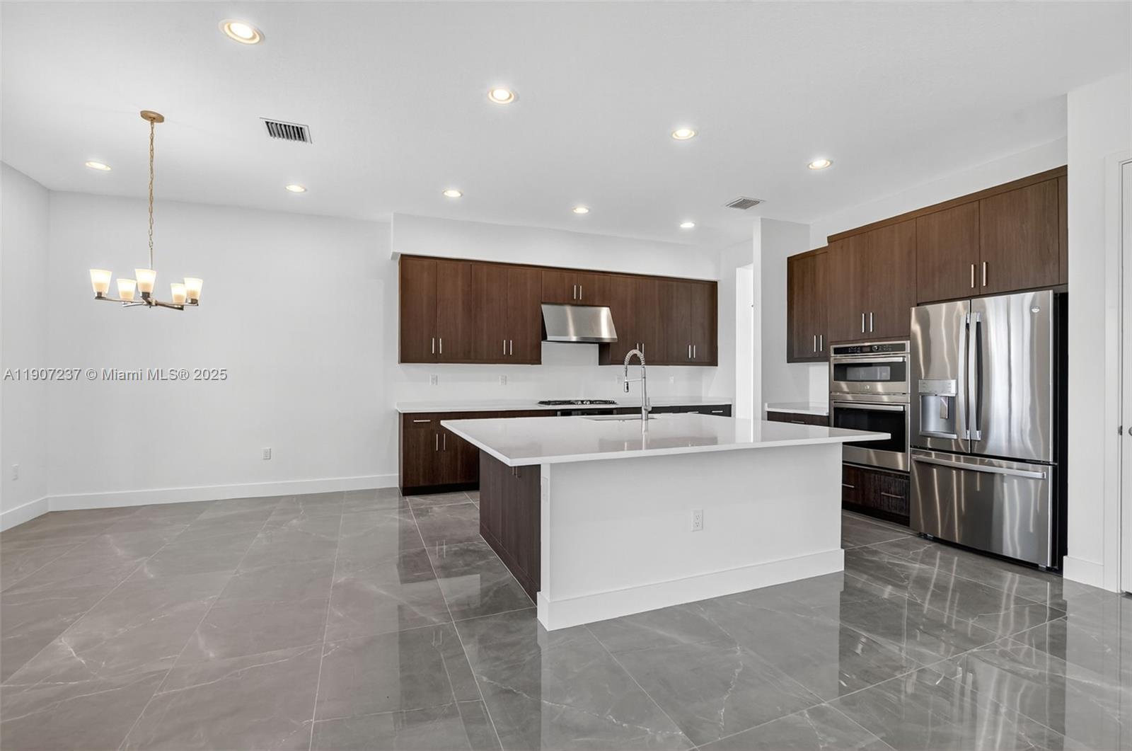 8215 Crystal Downs Avenue, Unit 8215 Boca Raton, FL 33434 - Photo 22 of 95