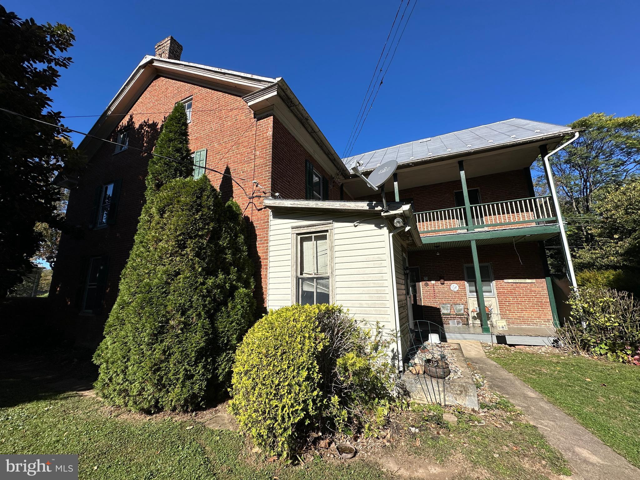 12429 Angle Drive Clear Spring, MD 21722 - Photo 14 of 129