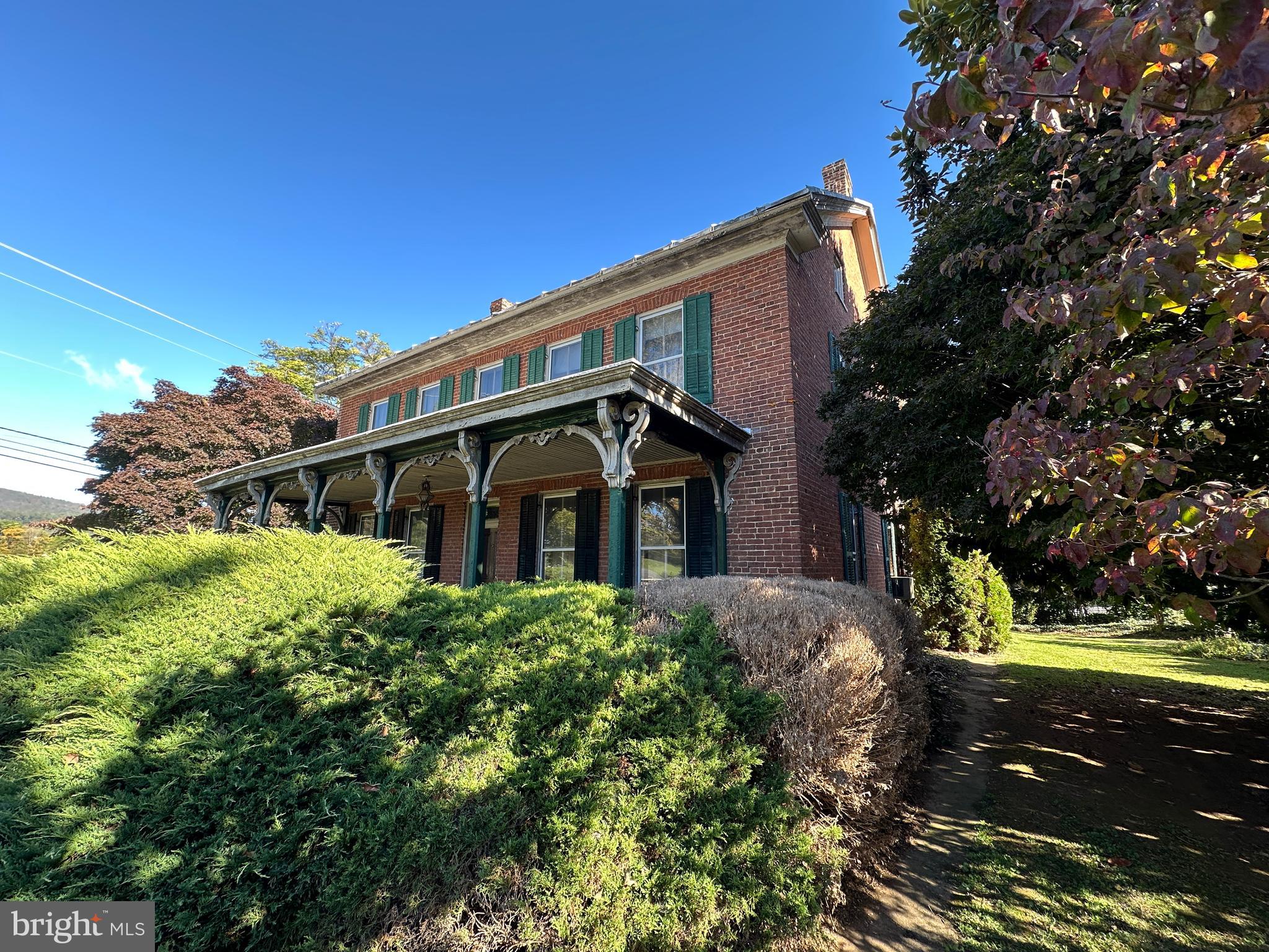 12429 Angle Drive Clear Spring, MD 21722 - Photo 3 of 129