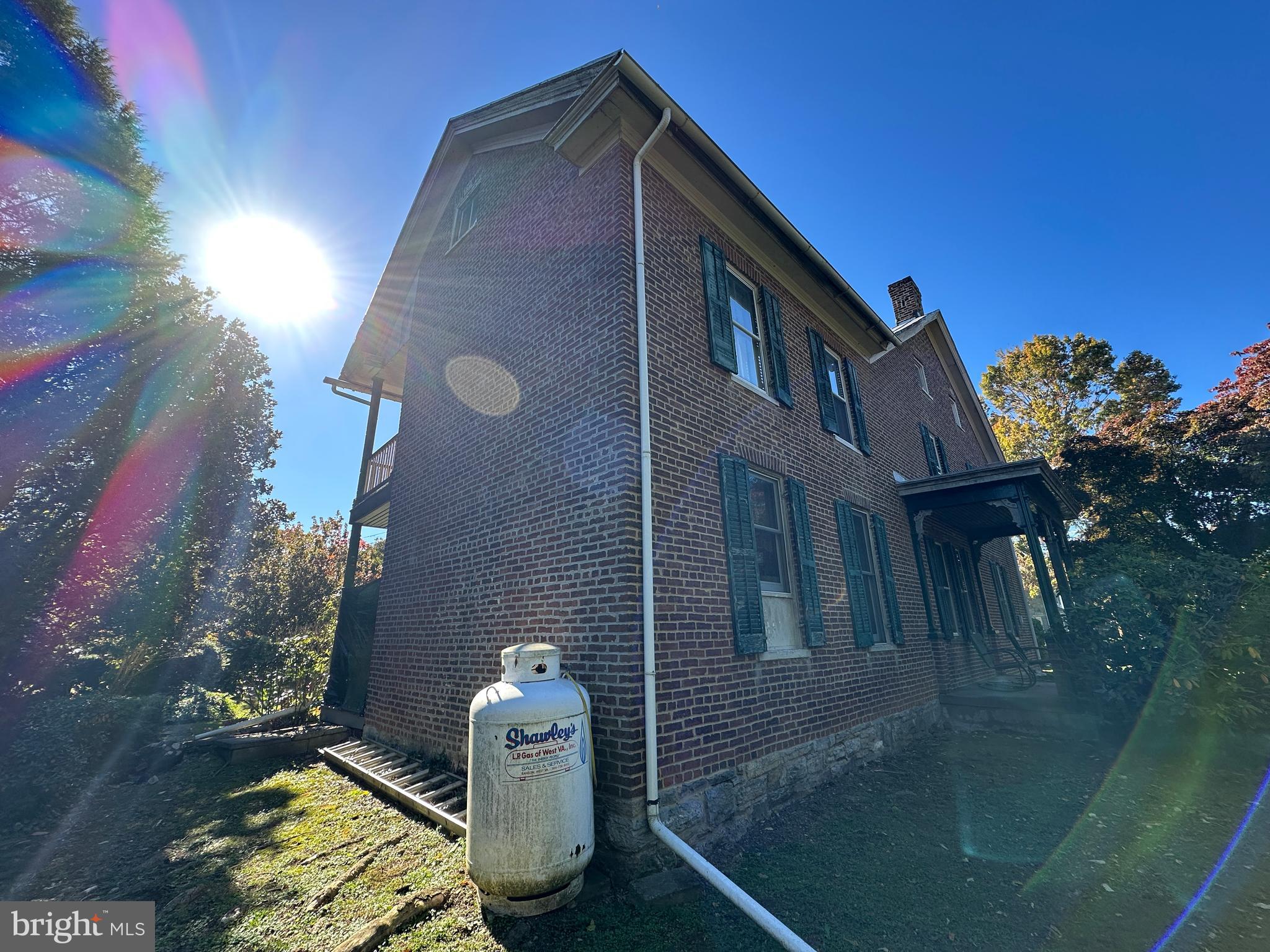 12429 Angle Drive Clear Spring, MD 21722 - Photo 4 of 129 a front view of a house