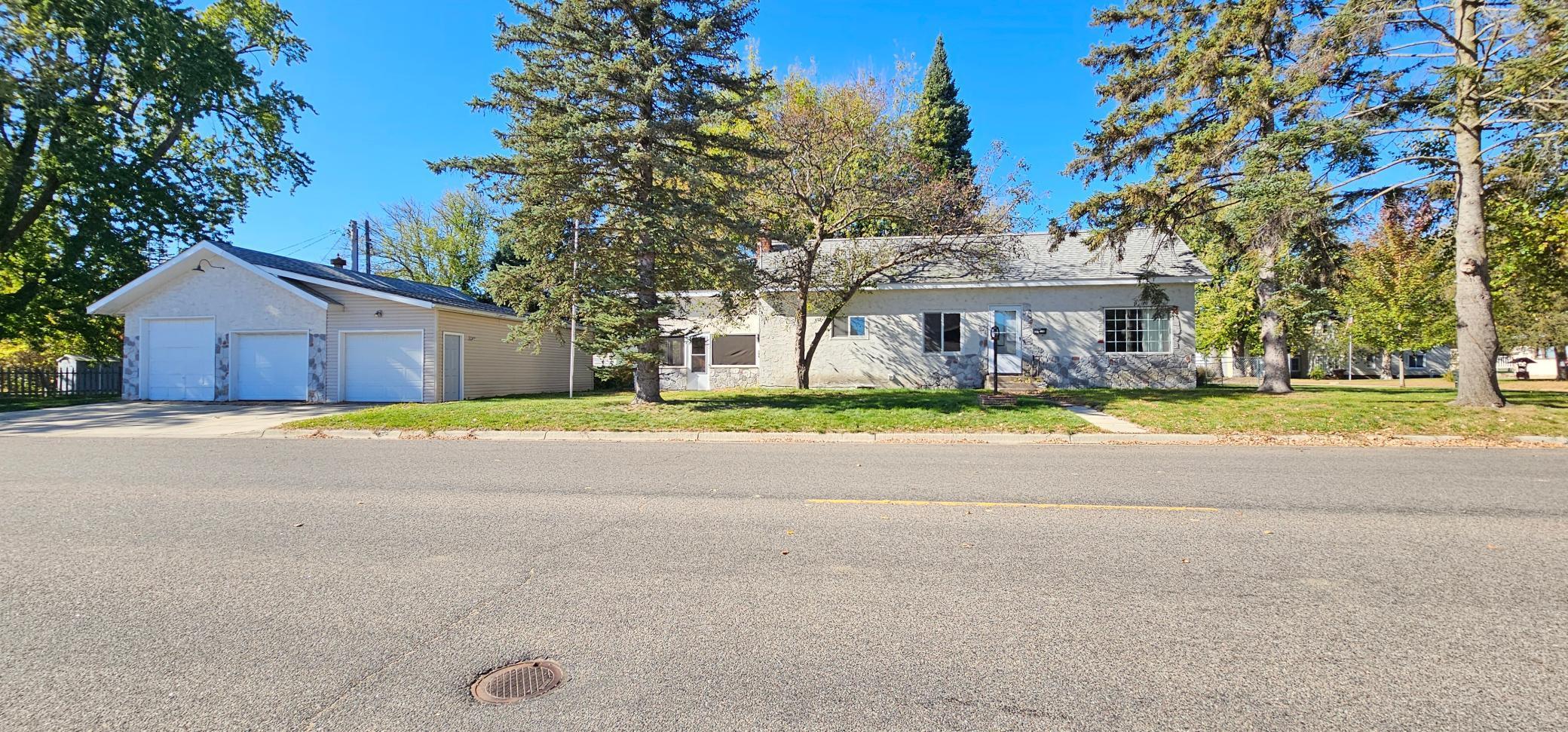 430 D Street Northeast Brainerd, MN 56401 - Photo 2 of 19