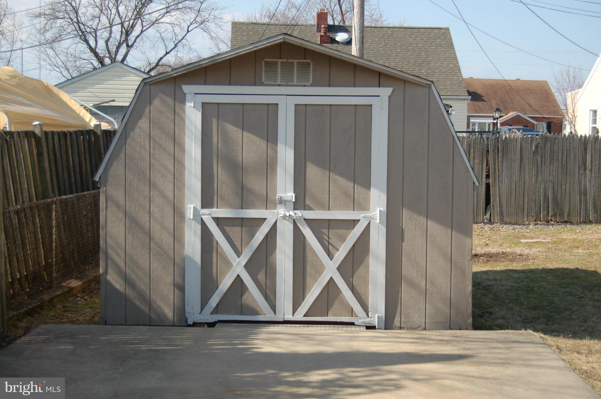 2 Plateau Road Baltimore, MD 21221 - Photo 4 of 28 a view of outdoor space garage and basketball court