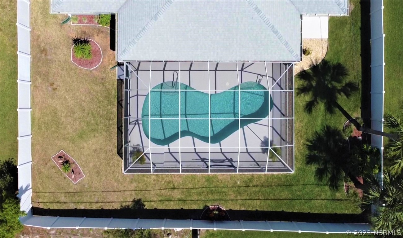 2924 Royal Palm Drive Edgewater, FL 32141 - Photo 12 of 43 a view of a bird bath