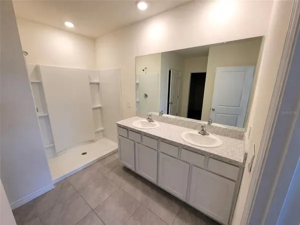 $2,495 | 17419 Harvest Moon Way, Bradenton, FL 34211
