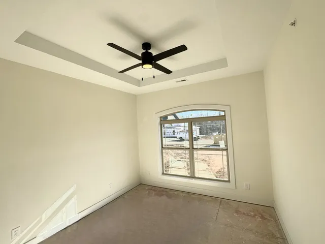 $655,750 | 390 Young Lane, Pleasant View, TN 37146