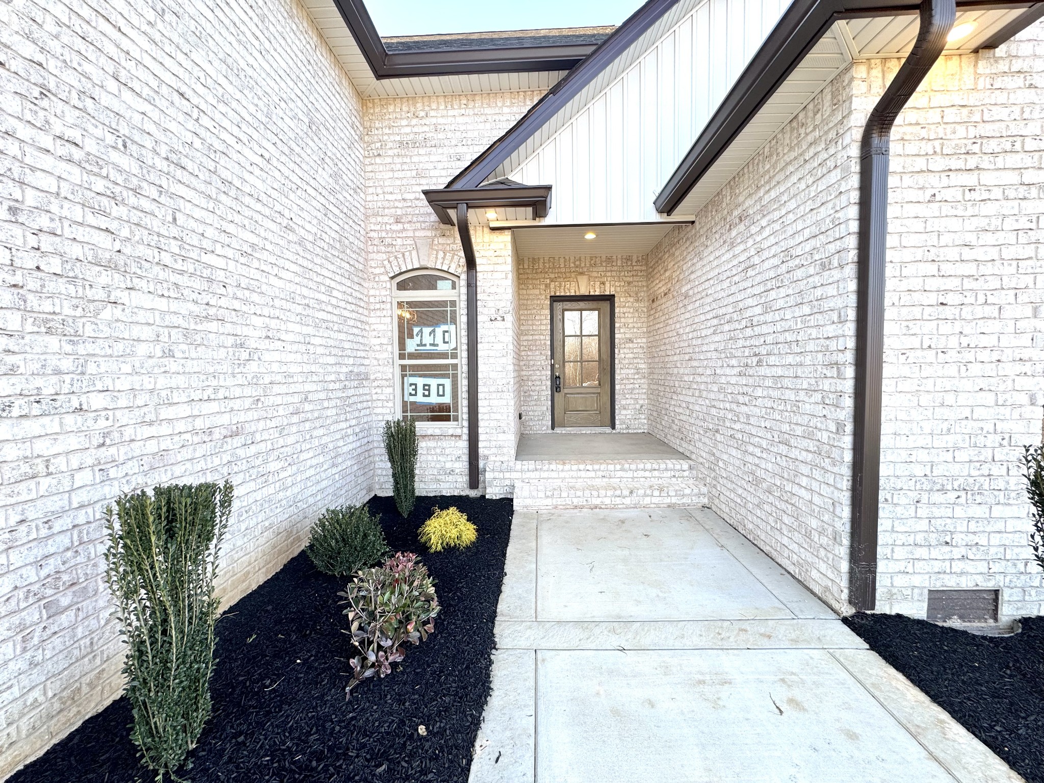 390 Young Lane Pleasant View, TN 37146 - Photo 5 of 59