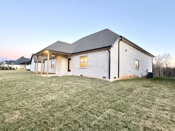 $655,750 | 390 Young Lane, Pleasant View, TN 37146