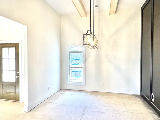 $655,750 | 390 Young Lane, Pleasant View, TN 37146