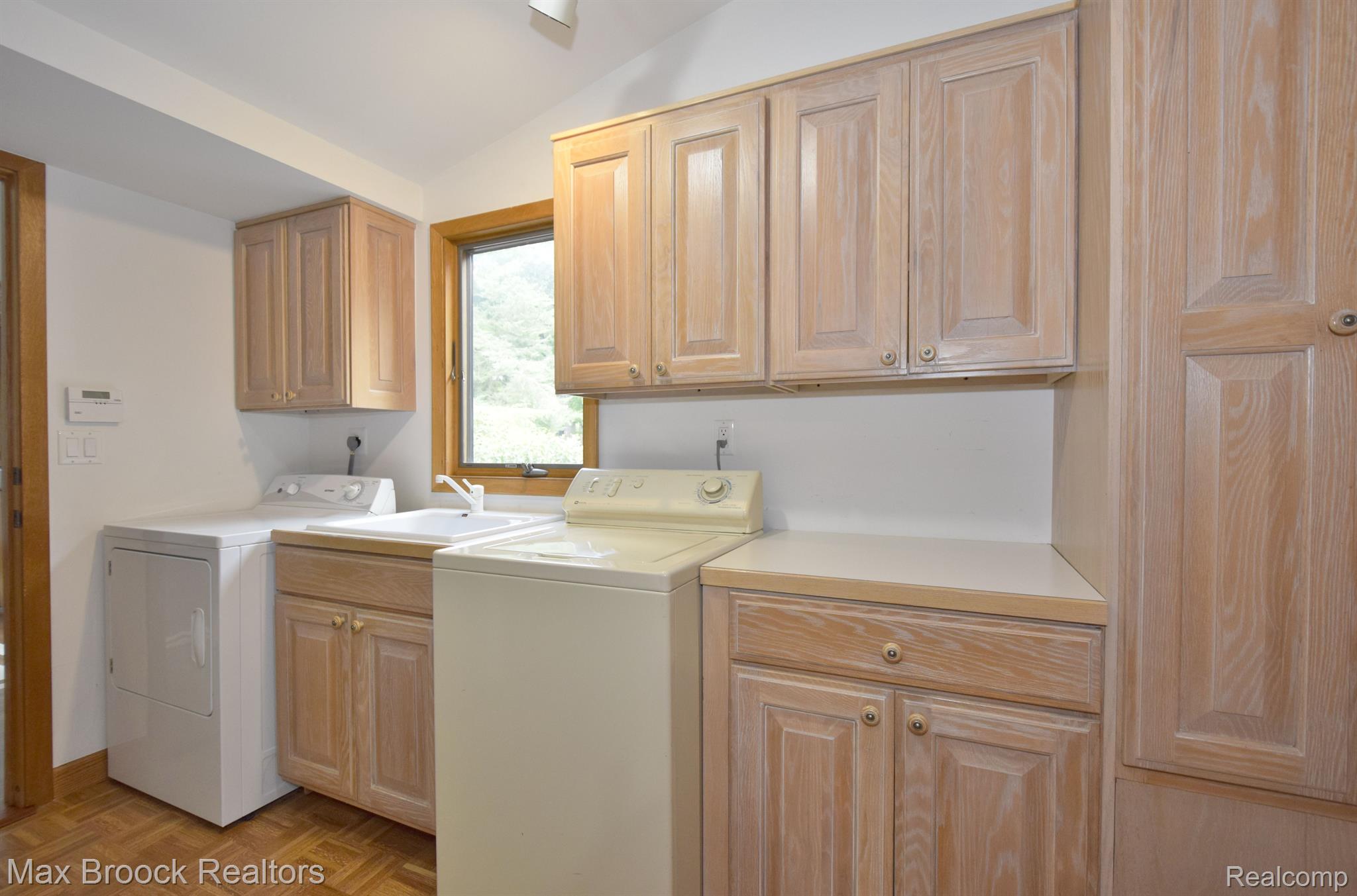 1615 Dutton Road Rochester, MI 48306 - Photo 26 of 50 Gallery Image 26