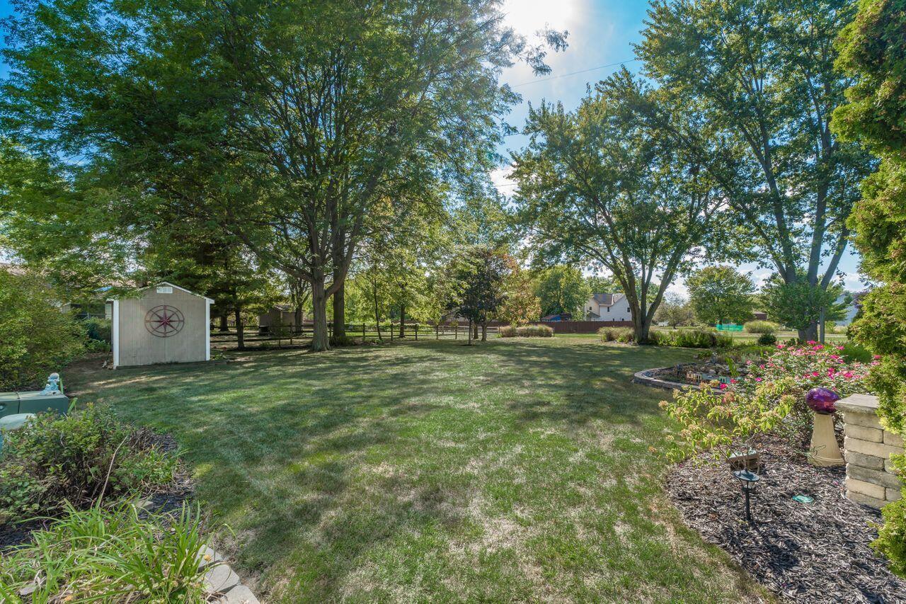 673 Grist Run Road Westerville, OH 43082 - Photo 36 of 38 S_-_673_Grist_Run_Rd_-_006-2