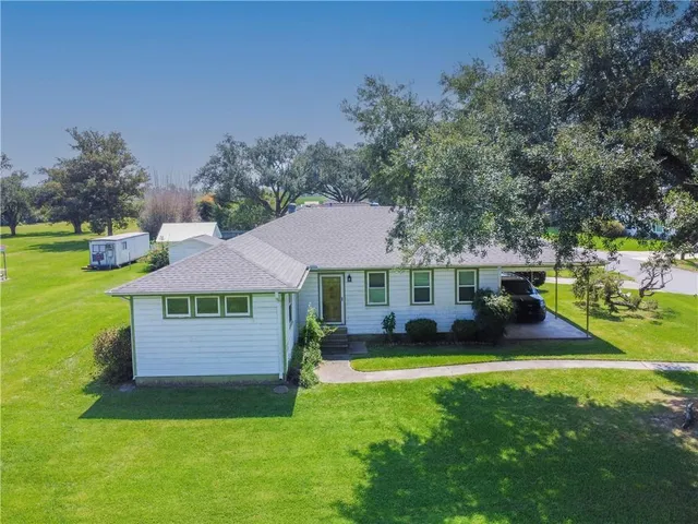 $228,000 | 146 Broussard Drive, Laplace, LA 70068