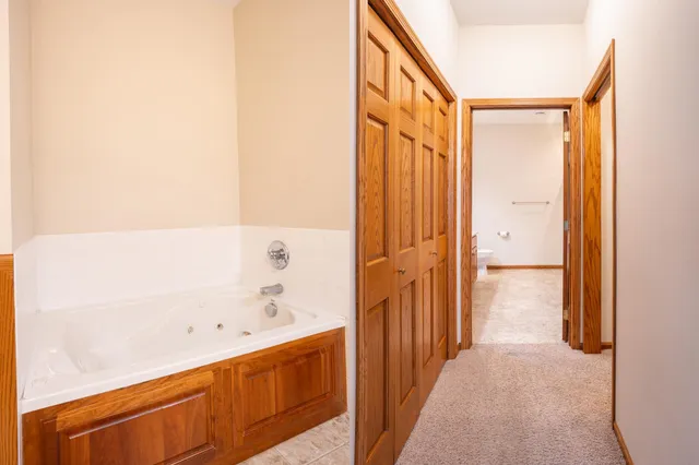 $379,000 | 126 Acorn Avenue Northwest, New London, MN 56273