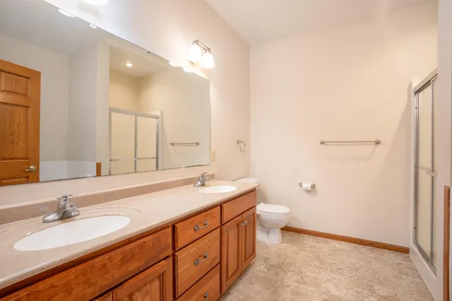 $379,000 | 126 Acorn Avenue Northwest, New London, MN 56273