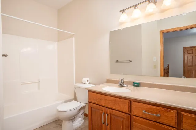 $379,000 | 126 Acorn Avenue Northwest, New London, MN 56273