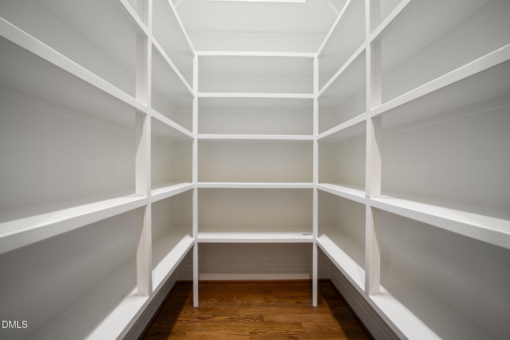 2501 Shadow Hills Court Raleigh, NC 27612 - Photo 13 of 36 5-web-or-mls-484A3676